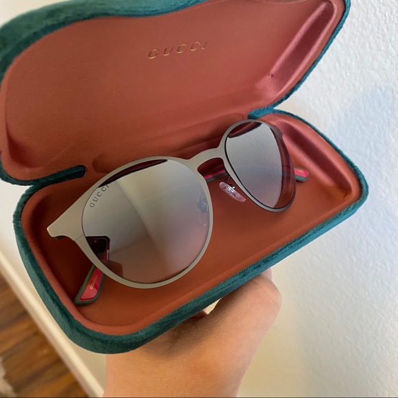 Authentic Gucci 52 mm retro round sunglasses - Picture 2 of 14